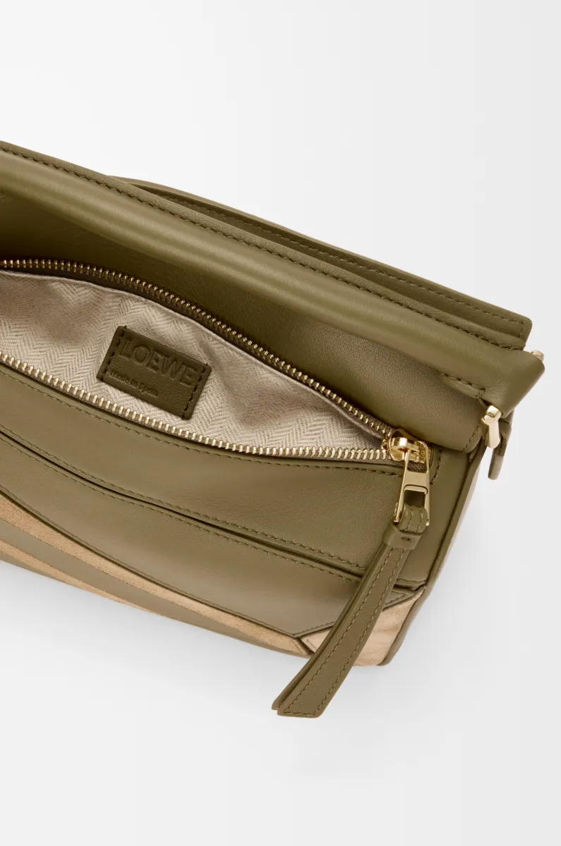 小号经典牛皮革和绒面革 Puzzle 手袋