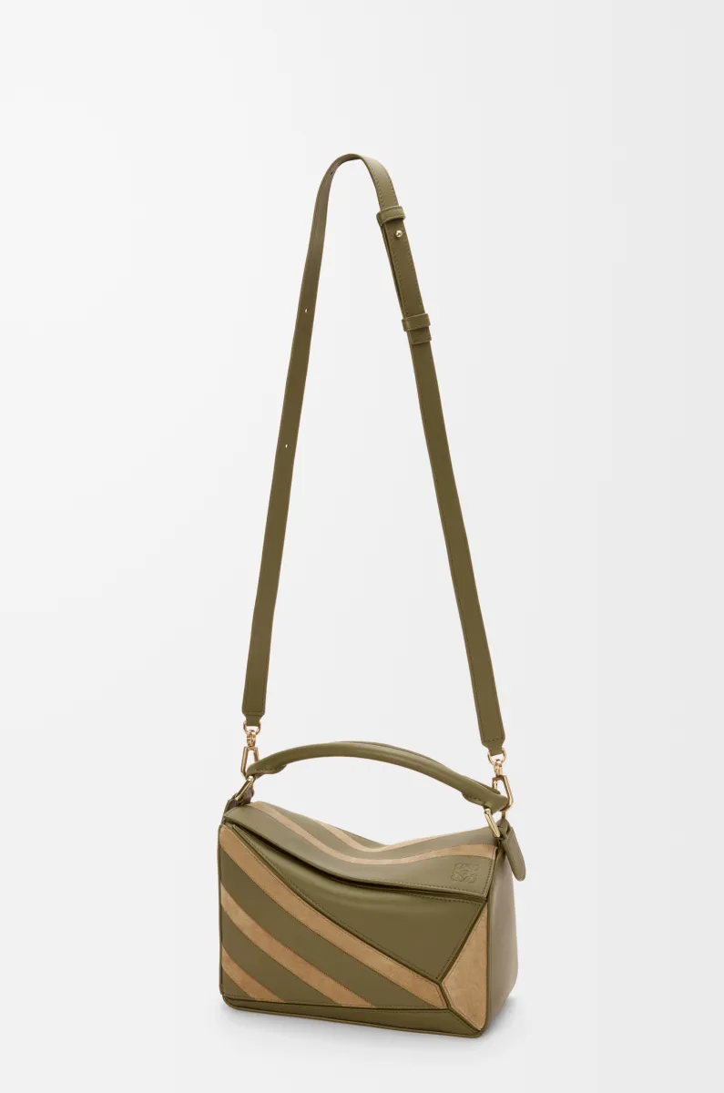 小号经典牛皮革和绒面革 Puzzle 手袋