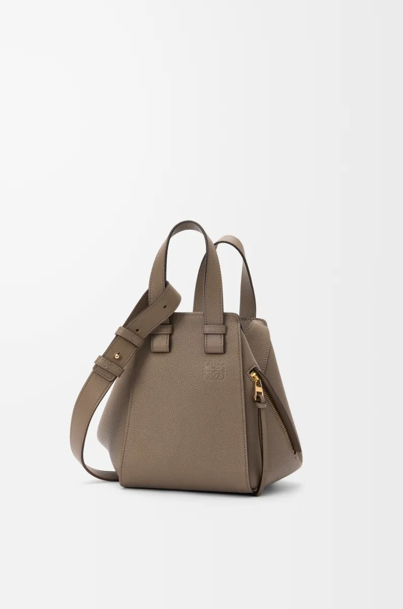 柔软粒面牛皮革 Hammock Compact 手袋