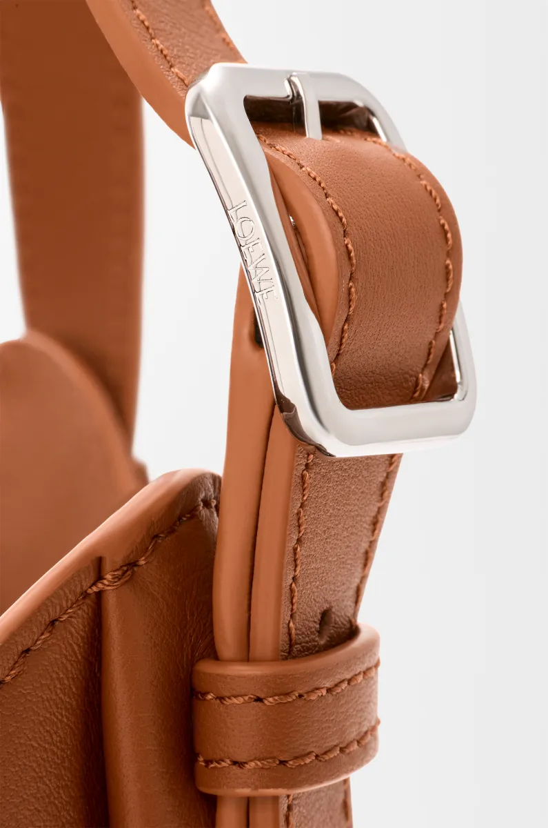 经典牛皮革 Hammock Flip 手袋