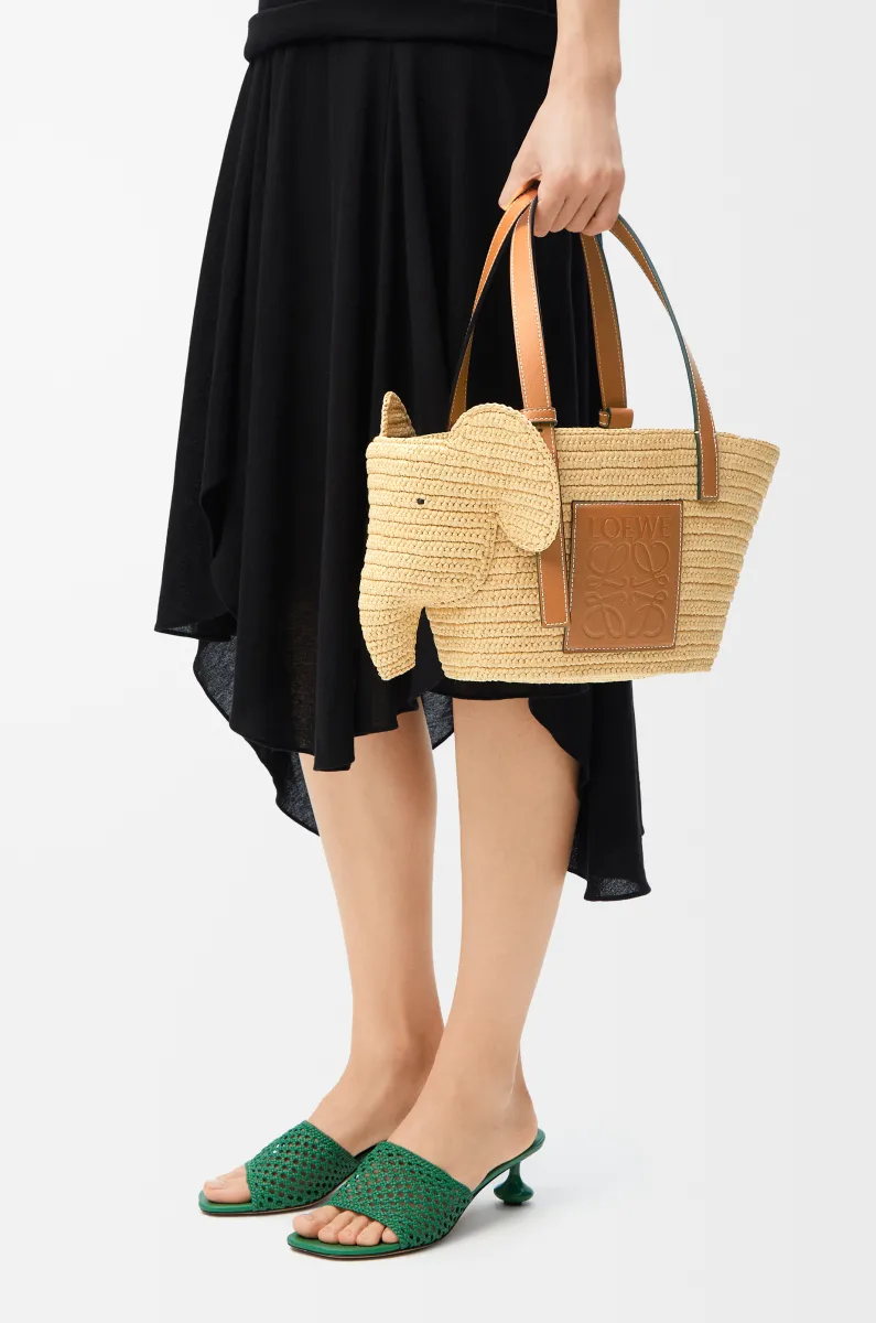 小号拉菲草和牛皮革小象 Basket 手袋