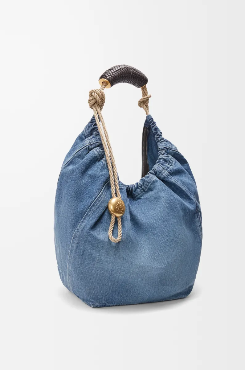 中号水洗丹宁 Squeeze 手袋