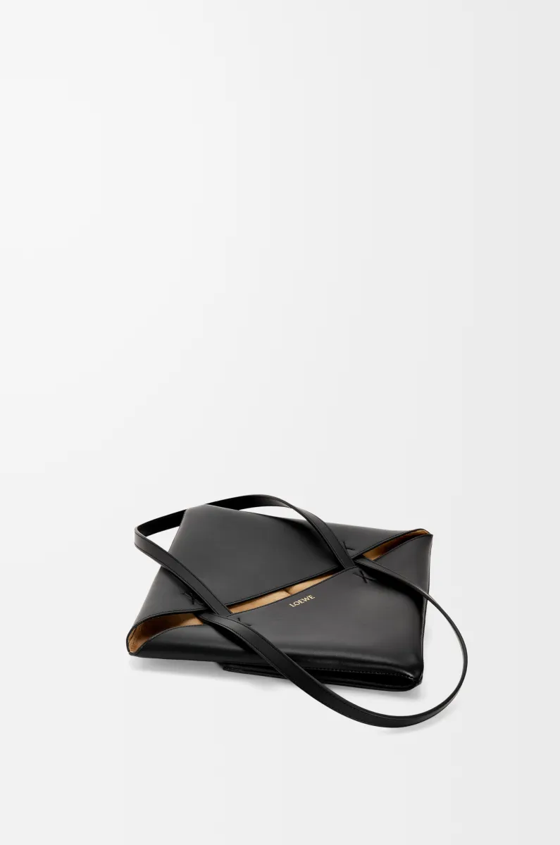 中号亮面牛皮革 Puzzle Fold 手袋