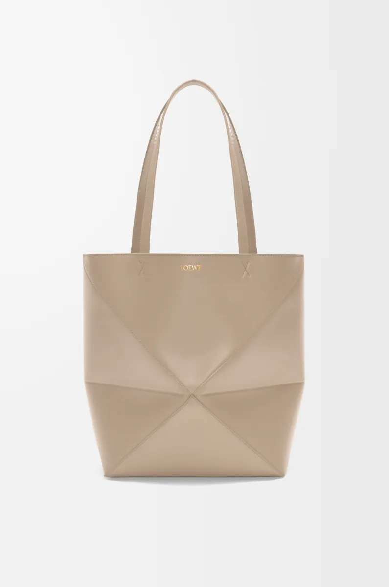 中号亮面牛皮革 Puzzle Fold 手袋