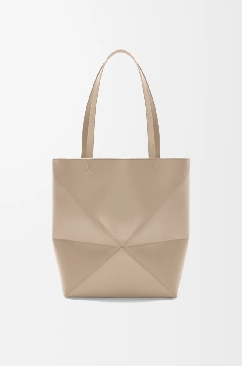 中号亮面牛皮革 Puzzle Fold 手袋