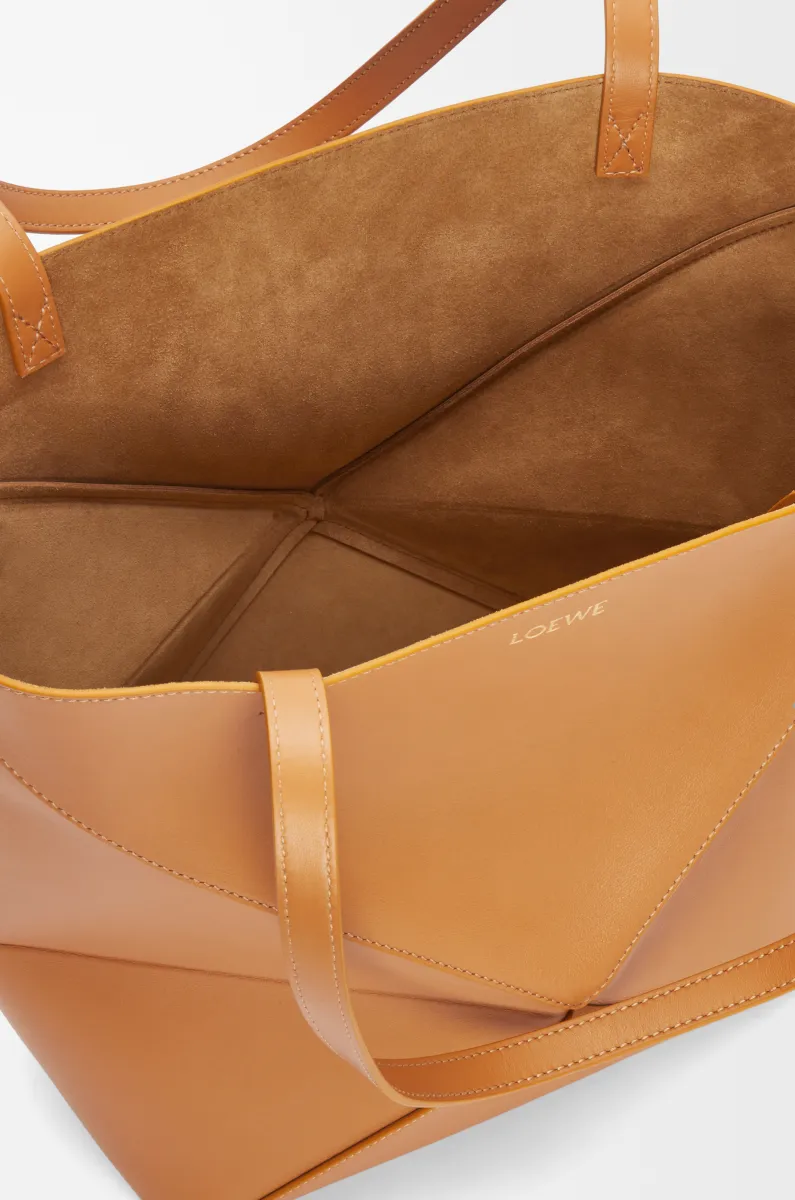 中号亮面牛皮革 Puzzle Fold 手袋