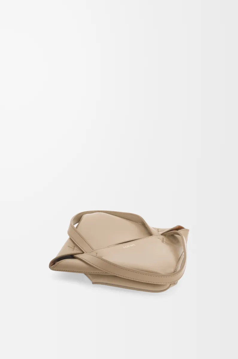 迷你亮面牛皮革 Puzzle Fold 手袋