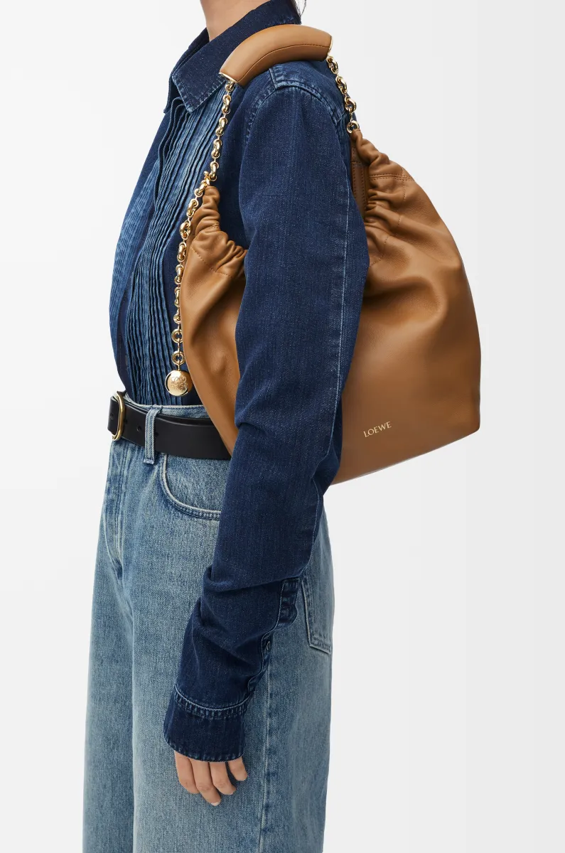 小号柔软纳帕羊皮革 Squeeze 手袋