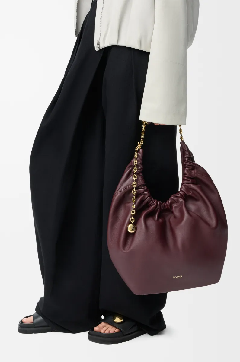 中号柔软纳帕羊皮革 Squeeze 手袋