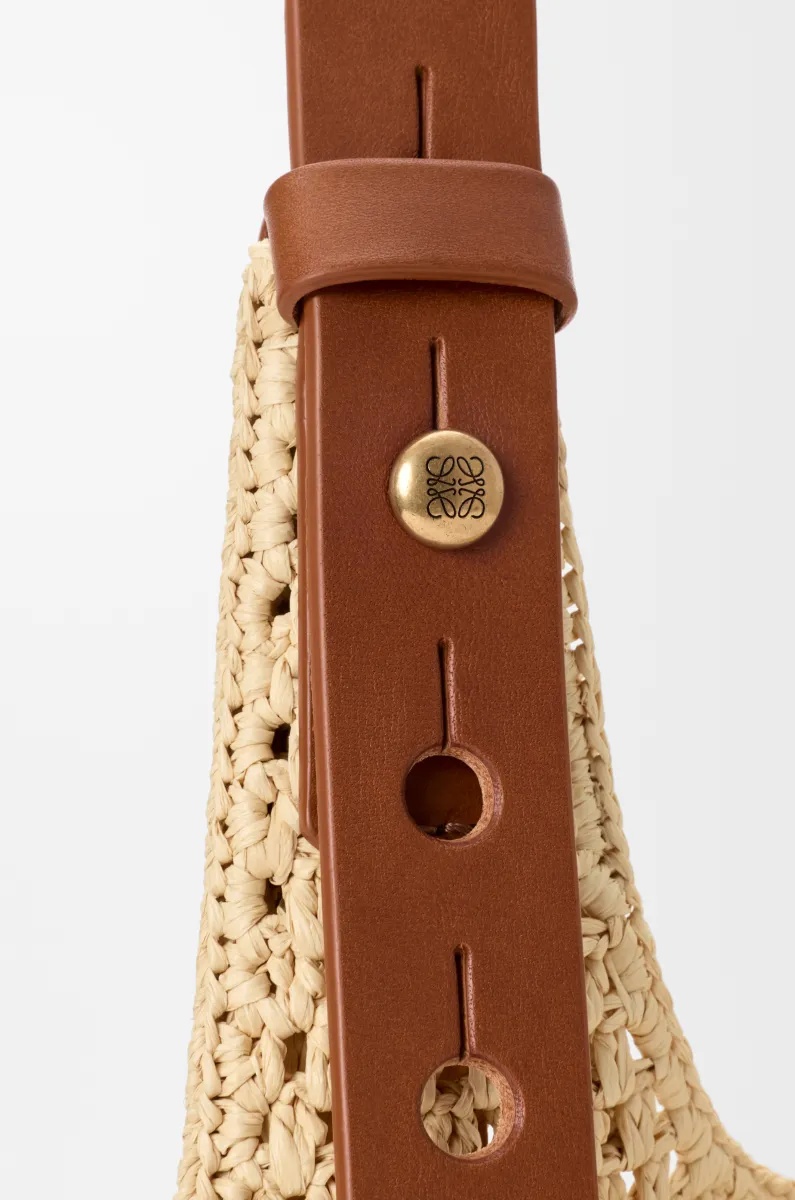 小号拉菲草和牛皮革 Punch Hole Hobo 手袋