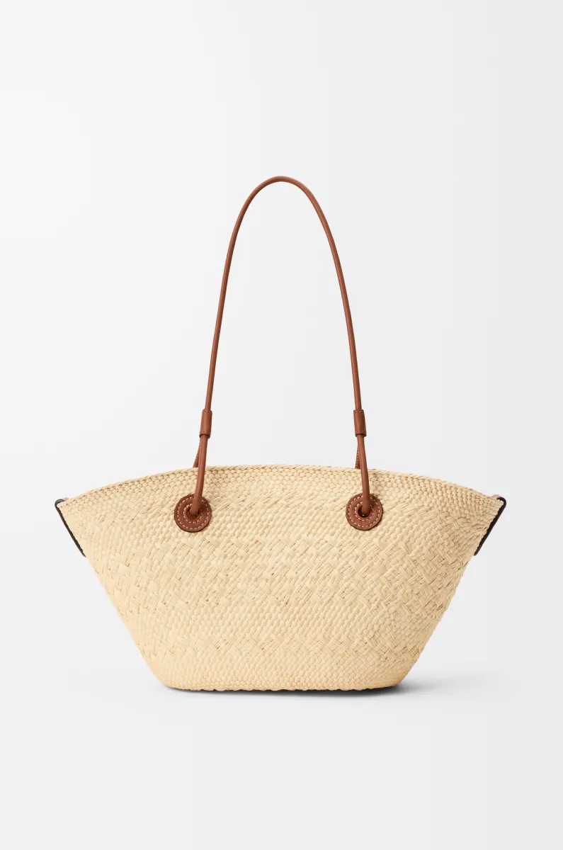 小号伊拉卡棕榈纤维和牛皮革 Anagram Basket 手袋