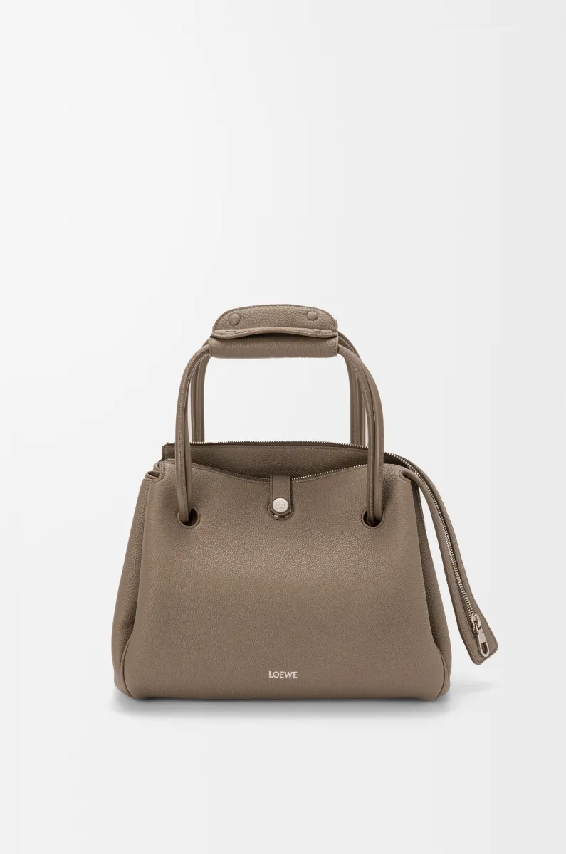 中号柔软粒面牛皮革 Madrid 手袋