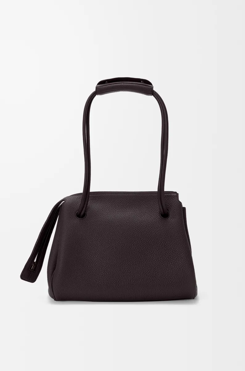 中号柔软粒面牛皮革 Madrid 手袋