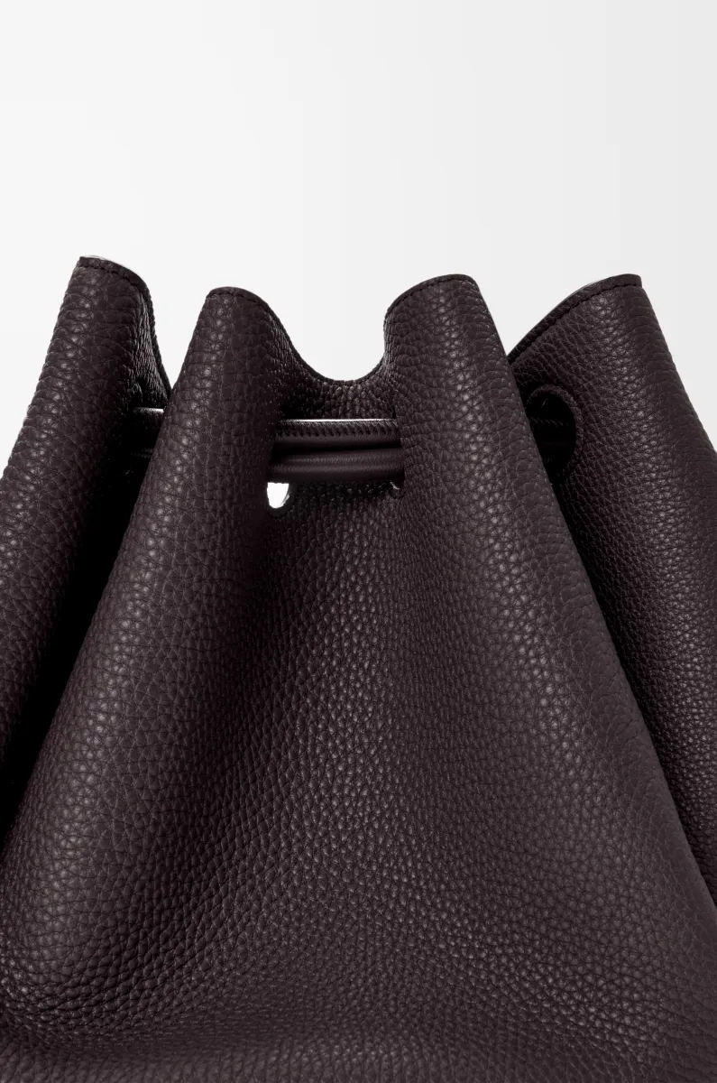 中号柔软粒面牛皮革 Madrid 手袋