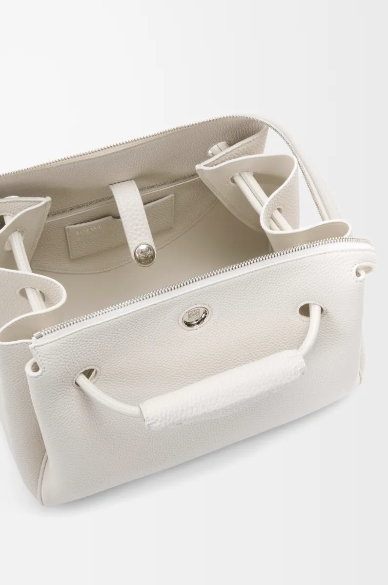 中号柔软粒面牛皮革 Madrid 手袋