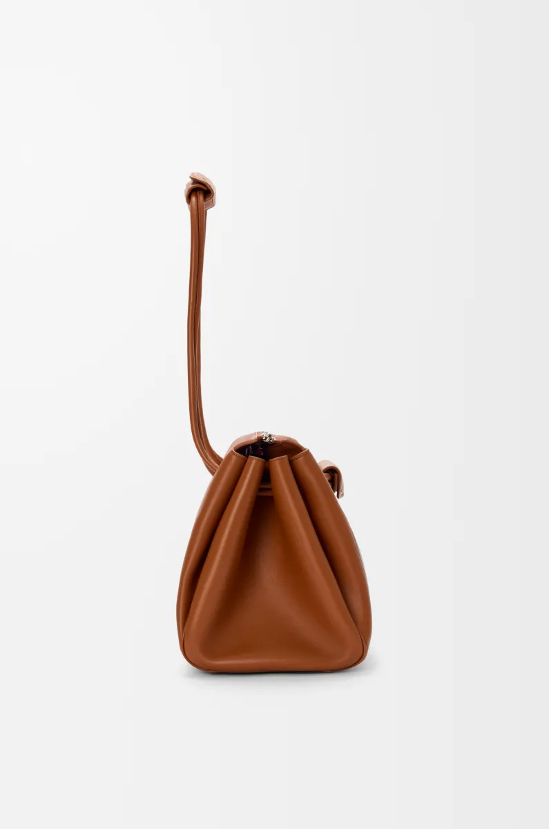 中号柔软牛皮革 Madrid 手袋