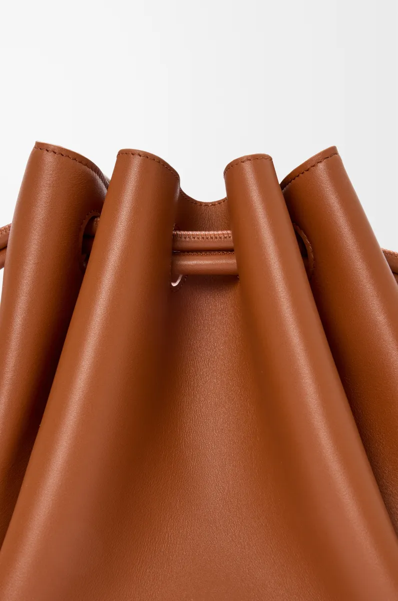 中号柔软牛皮革 Madrid 手袋