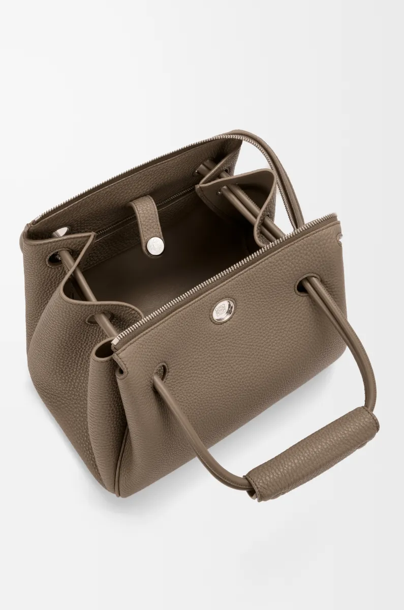 小号柔软粒面牛皮革 Madrid 手袋