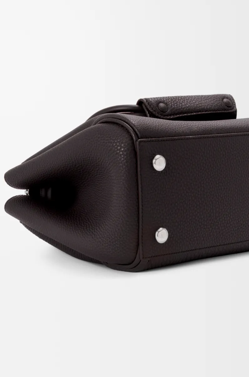 小号柔软粒面牛皮革 Madrid 手袋