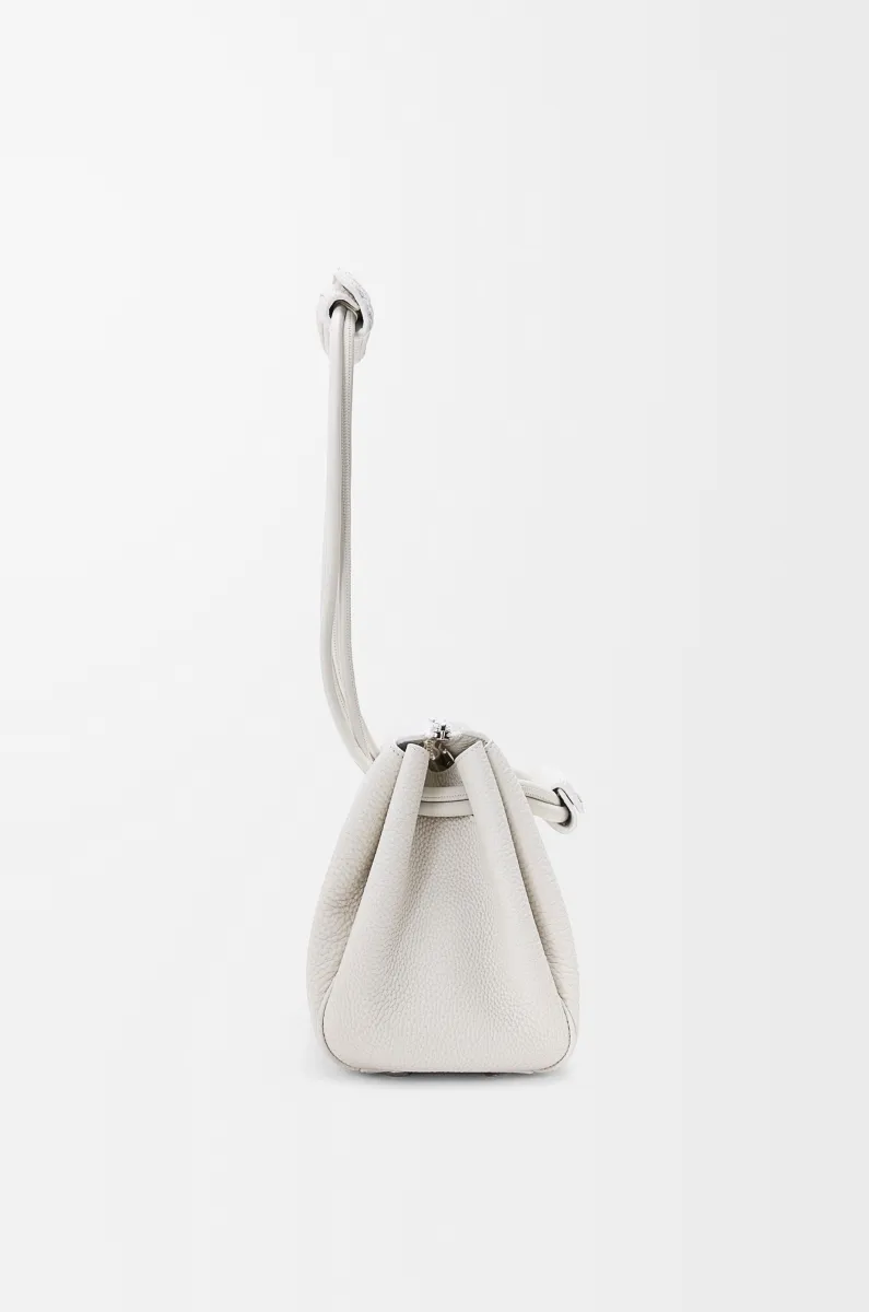 小号柔软粒面牛皮革 Madrid 手袋