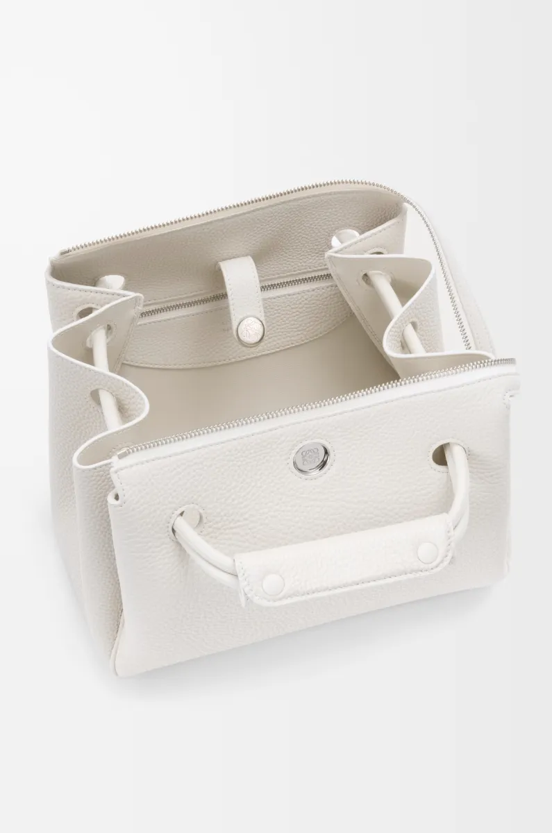 小号柔软粒面牛皮革 Madrid 手袋