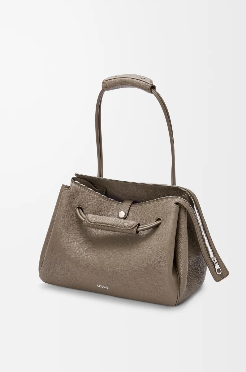 大号柔软粒面牛皮革 Madrid 手袋