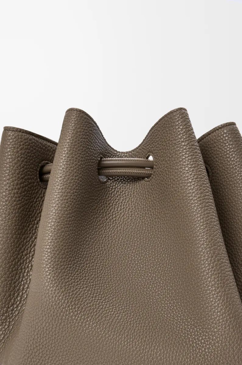 大号柔软粒面牛皮革 Madrid 手袋