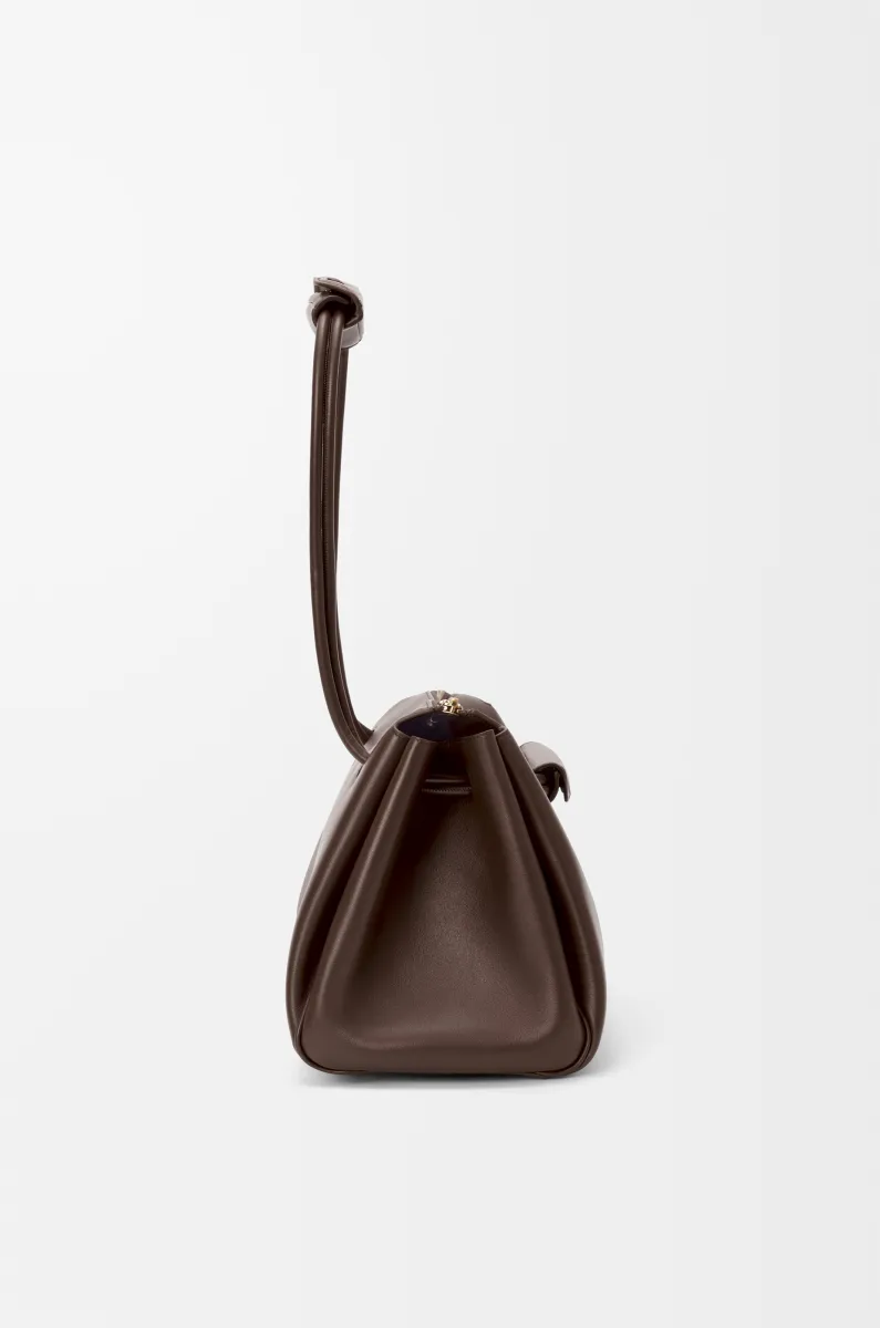 中号柔软牛皮革 Madrid 手袋