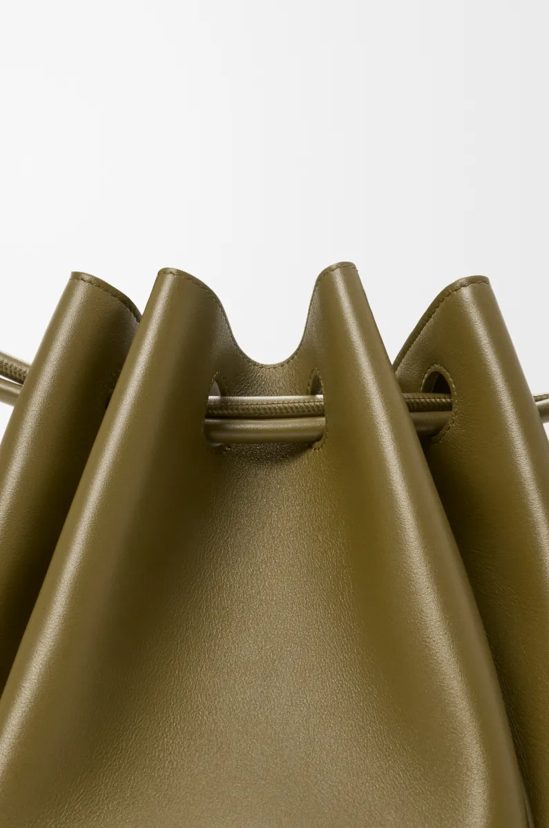 中号柔软牛皮革 Madrid 手袋