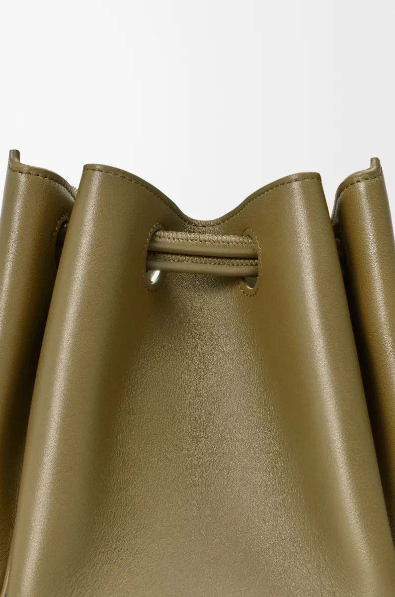 小号柔软牛皮革 Madrid 手袋