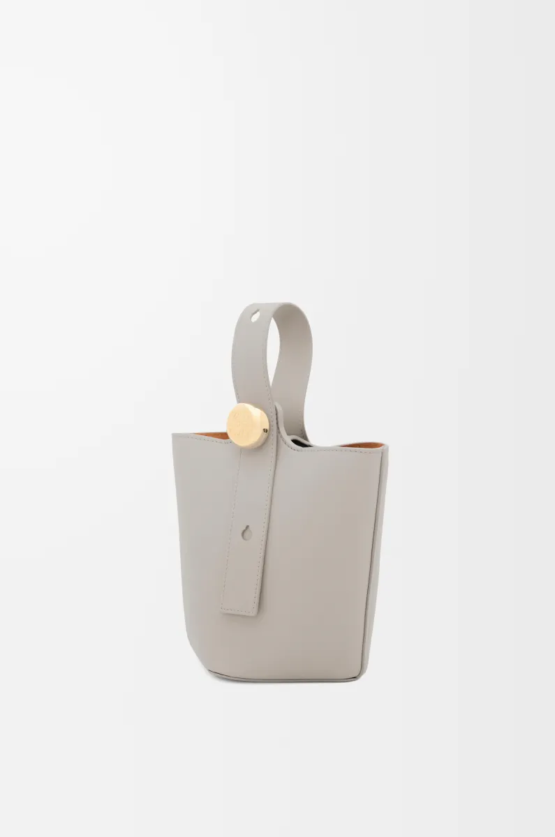 迷你光滑牛皮革 Pebble Bucket 水桶手袋