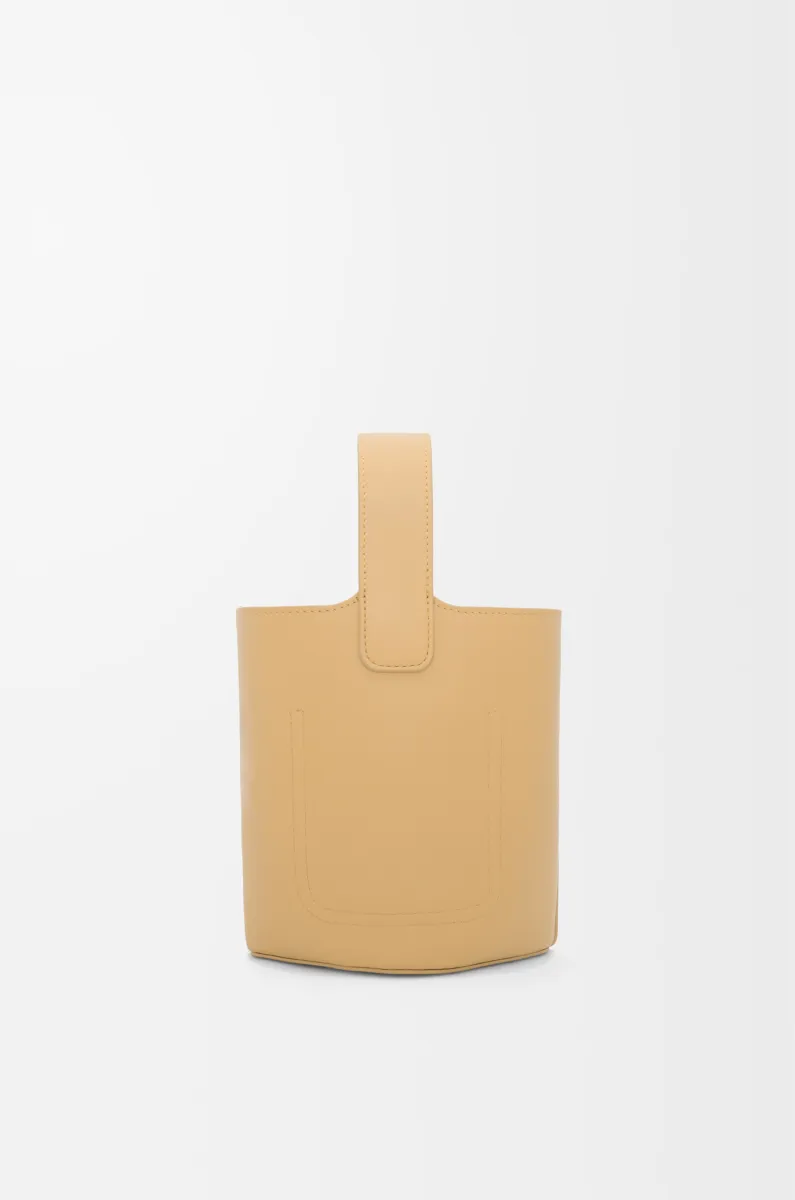 迷你光滑牛皮革 Pebble Bucket 水桶手袋