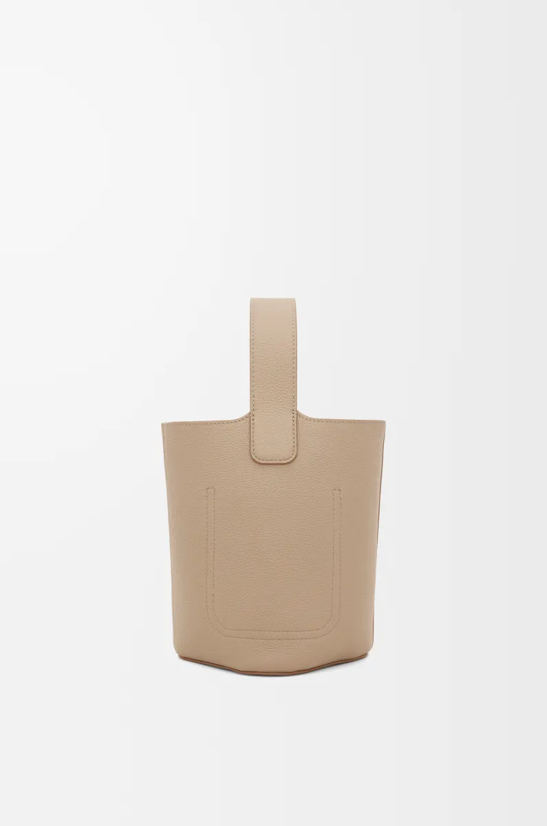 迷你柔软粒面牛皮革 Pebble Bucket 水桶手袋