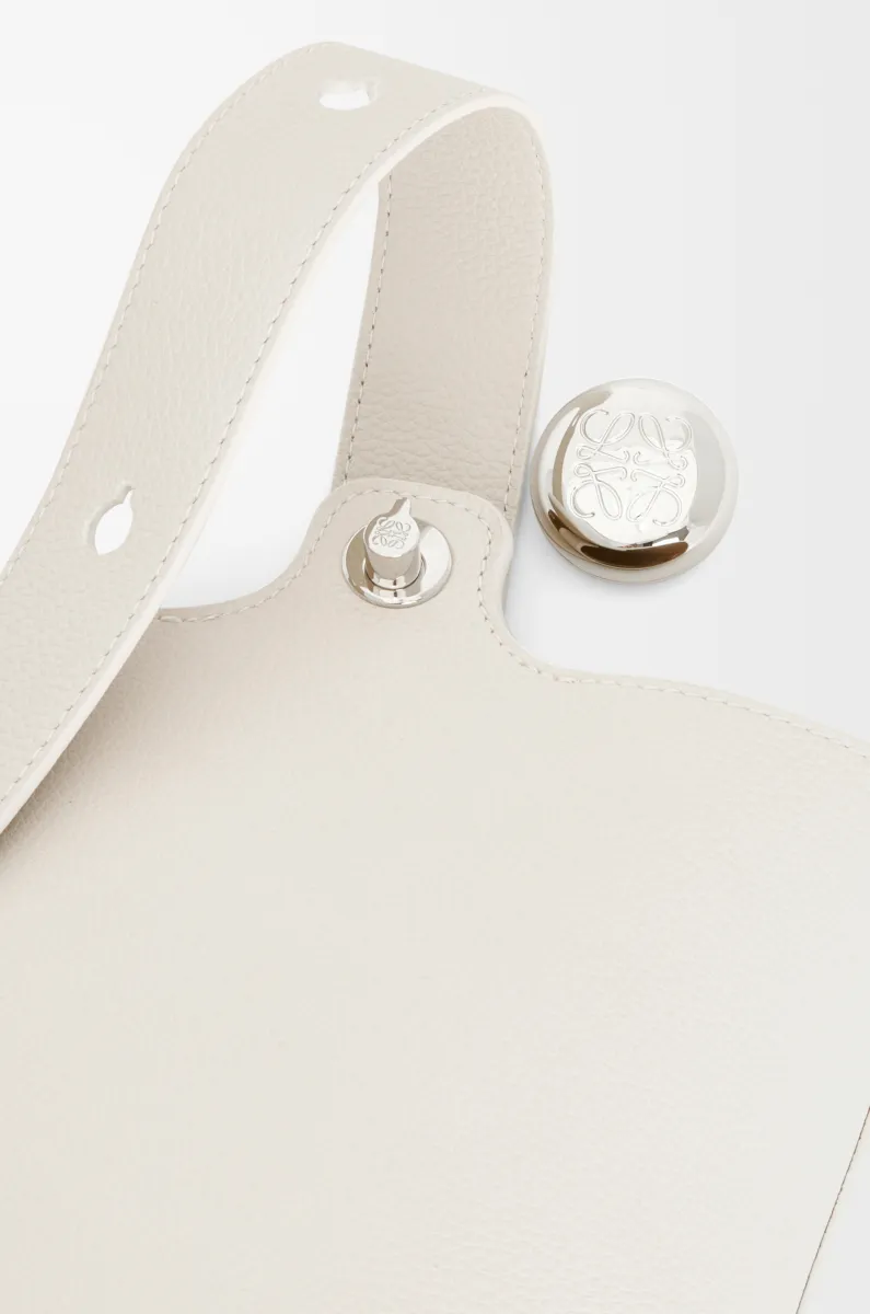 迷你柔软粒面牛皮革 Pebble Bucket 水桶手袋