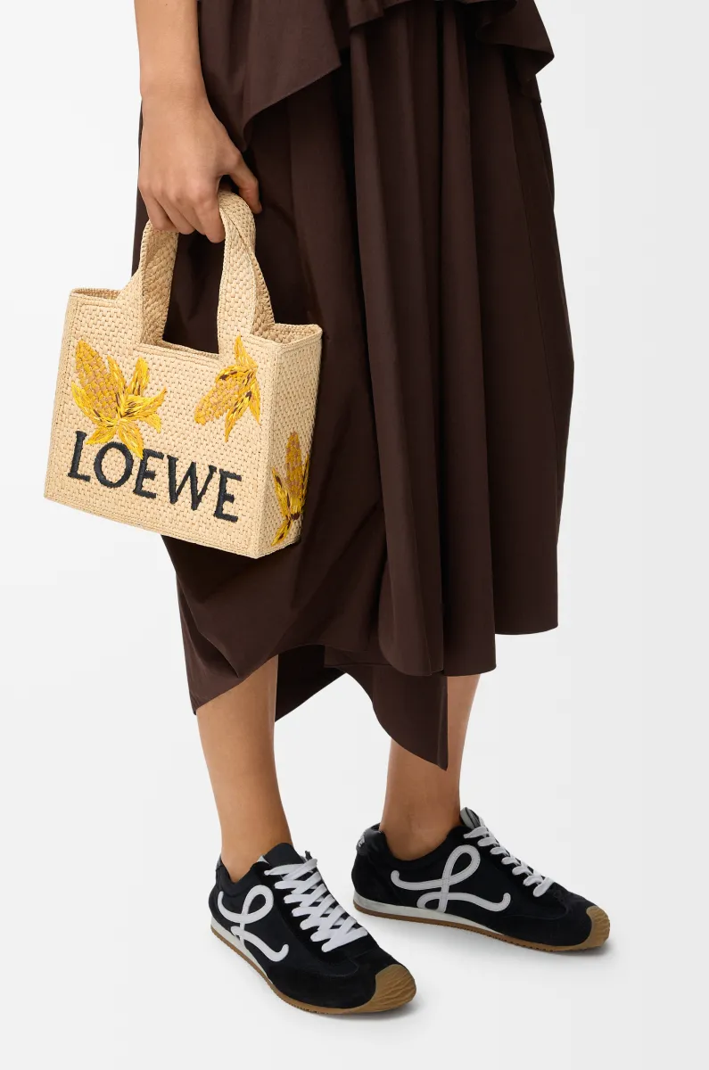 小号拉菲草 LOEWE Font Tote 手袋