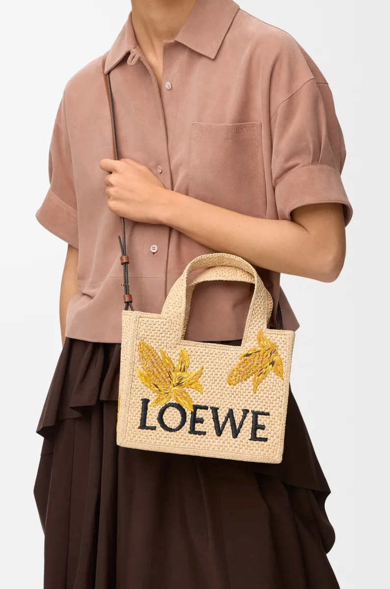 小号拉菲草 LOEWE Font Tote 手袋