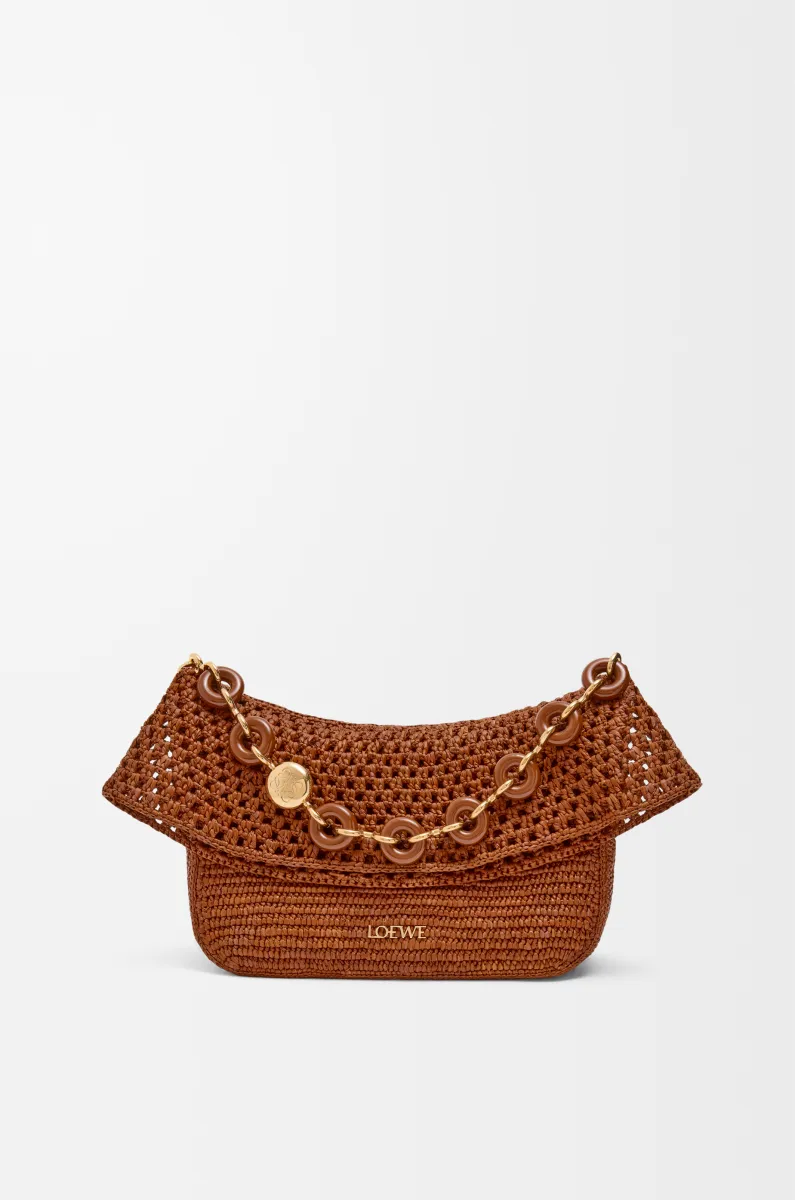 中号拉菲草和牛皮革 Ola 手袋