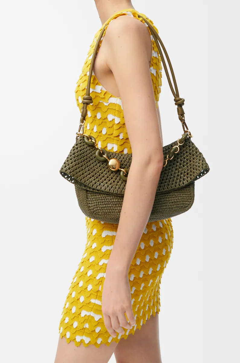 中号拉菲草和牛皮革 Ola 手袋