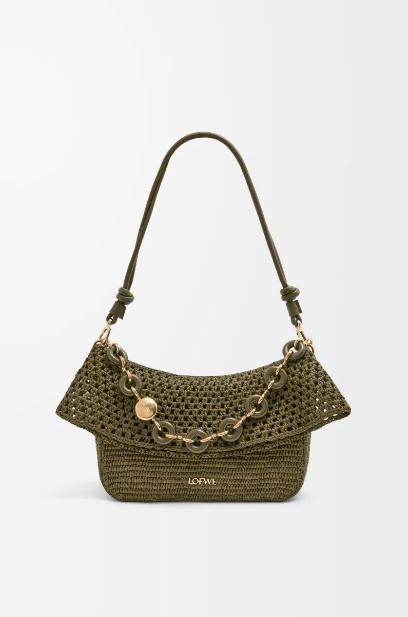 中号拉菲草和牛皮革 Ola 手袋