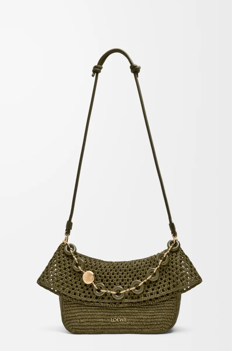 中号拉菲草和牛皮革 Ola 手袋