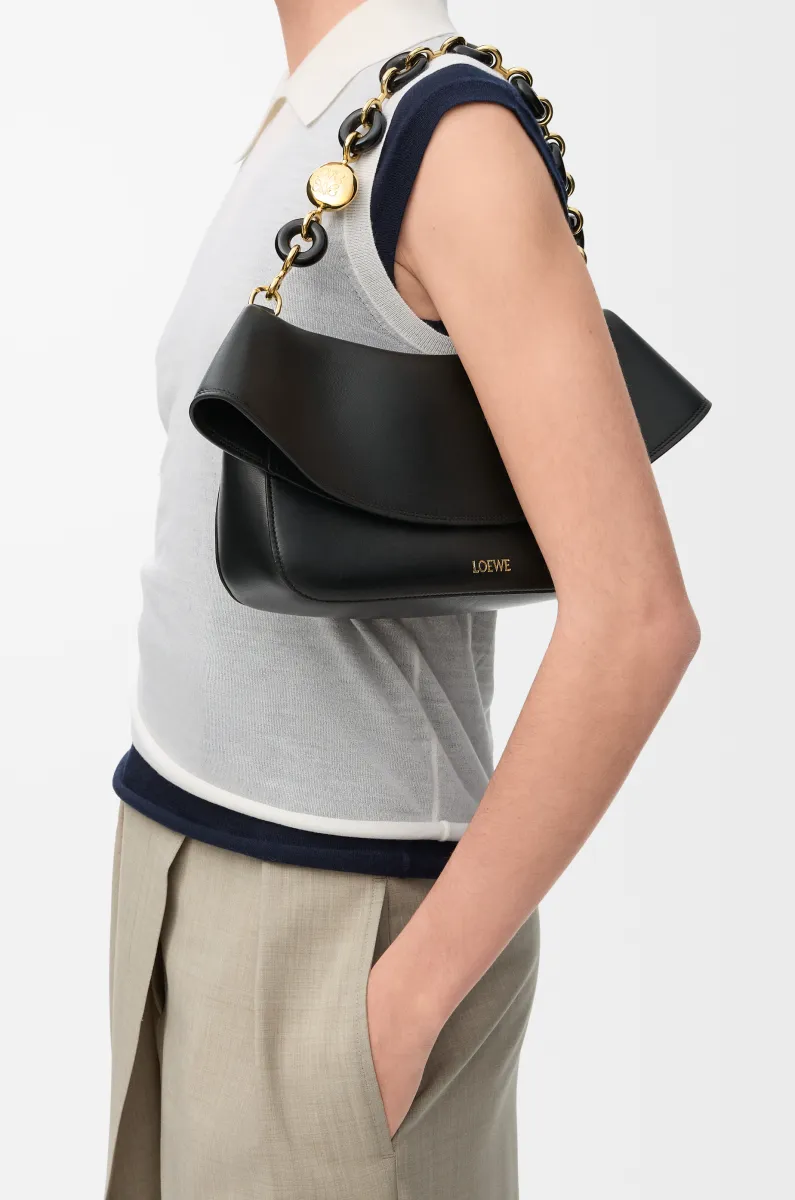 中号光滑牛皮革 Ola 手袋