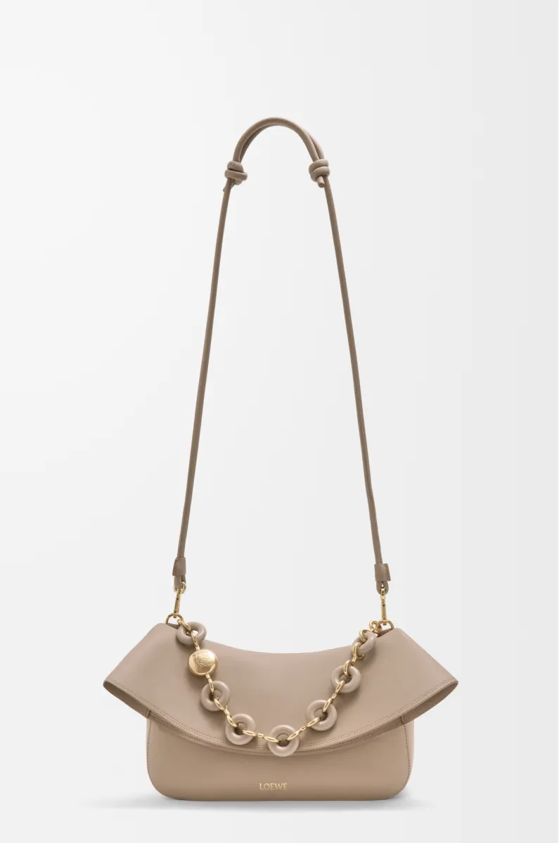 中号光滑牛皮革 Ola 手袋