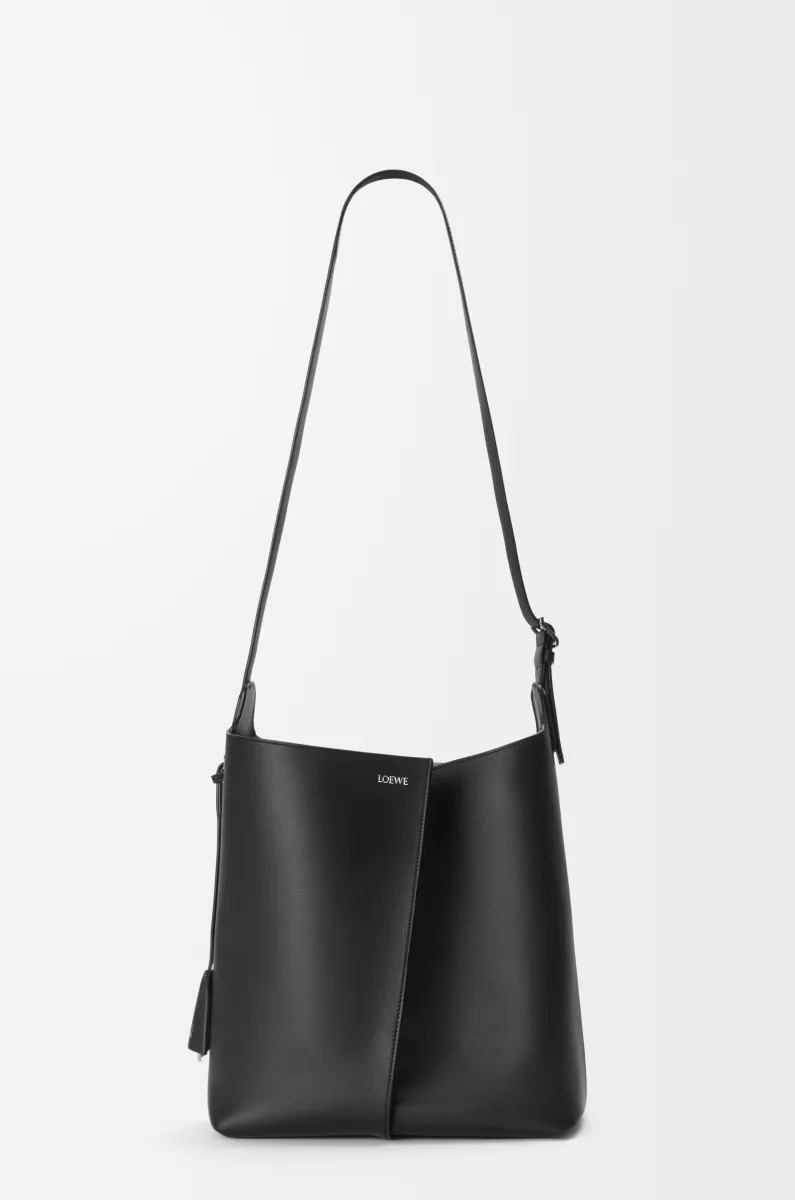 Large Bilbao bucket in smooth calfskin