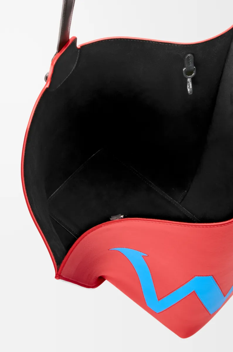 大号光滑牛皮革超大标志 Bilbao 水桶手袋