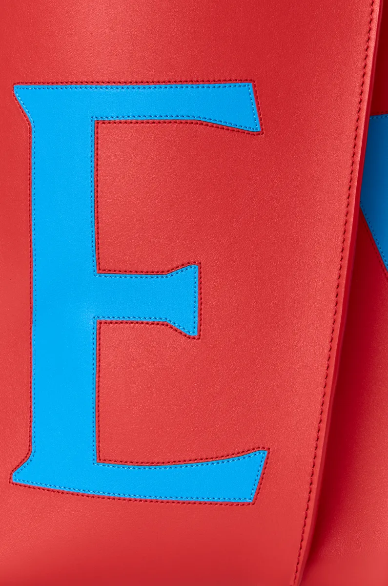 大号光滑牛皮革超大标志 Bilbao 水桶手袋