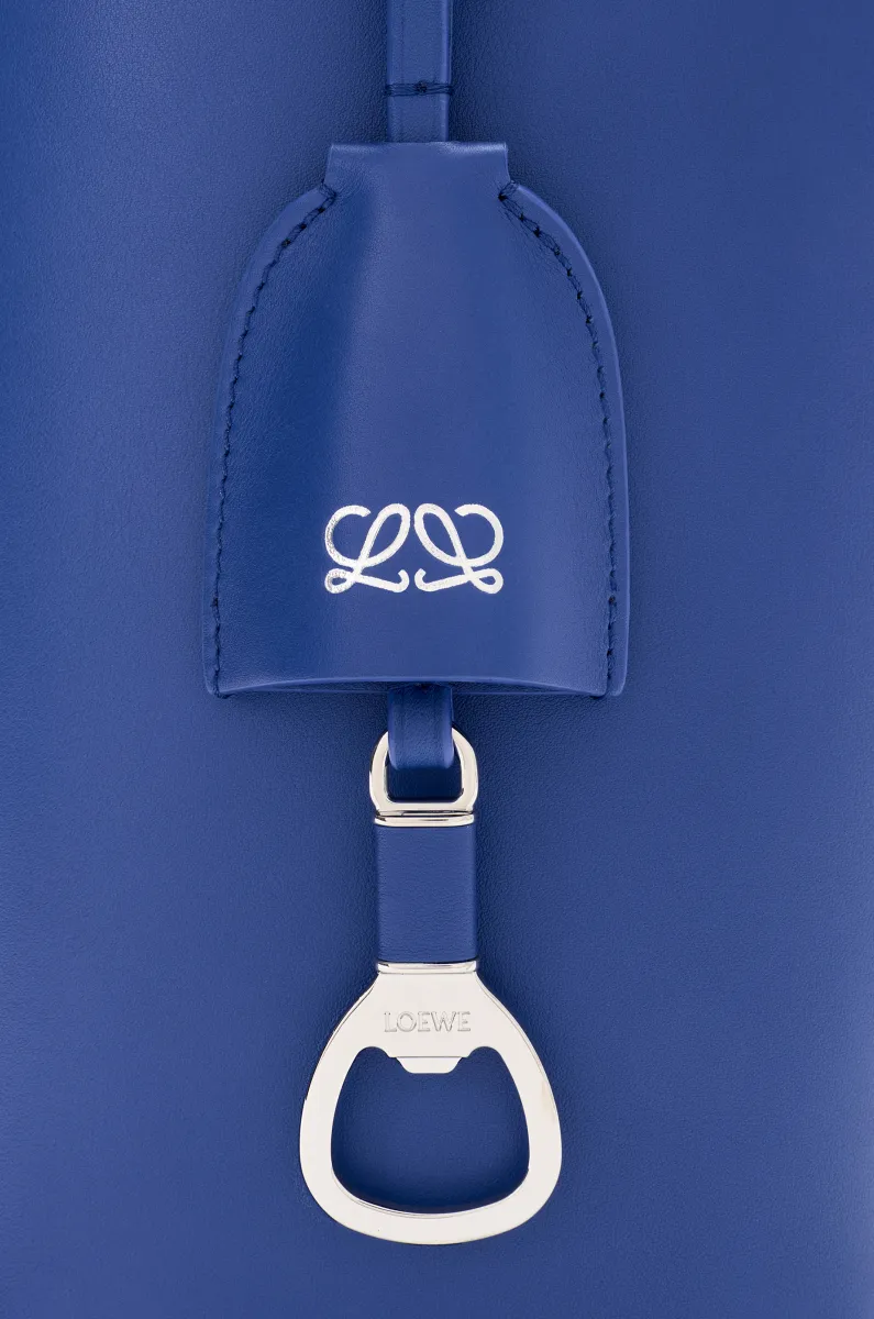 中号光滑牛皮革 Bilbao 水桶手袋