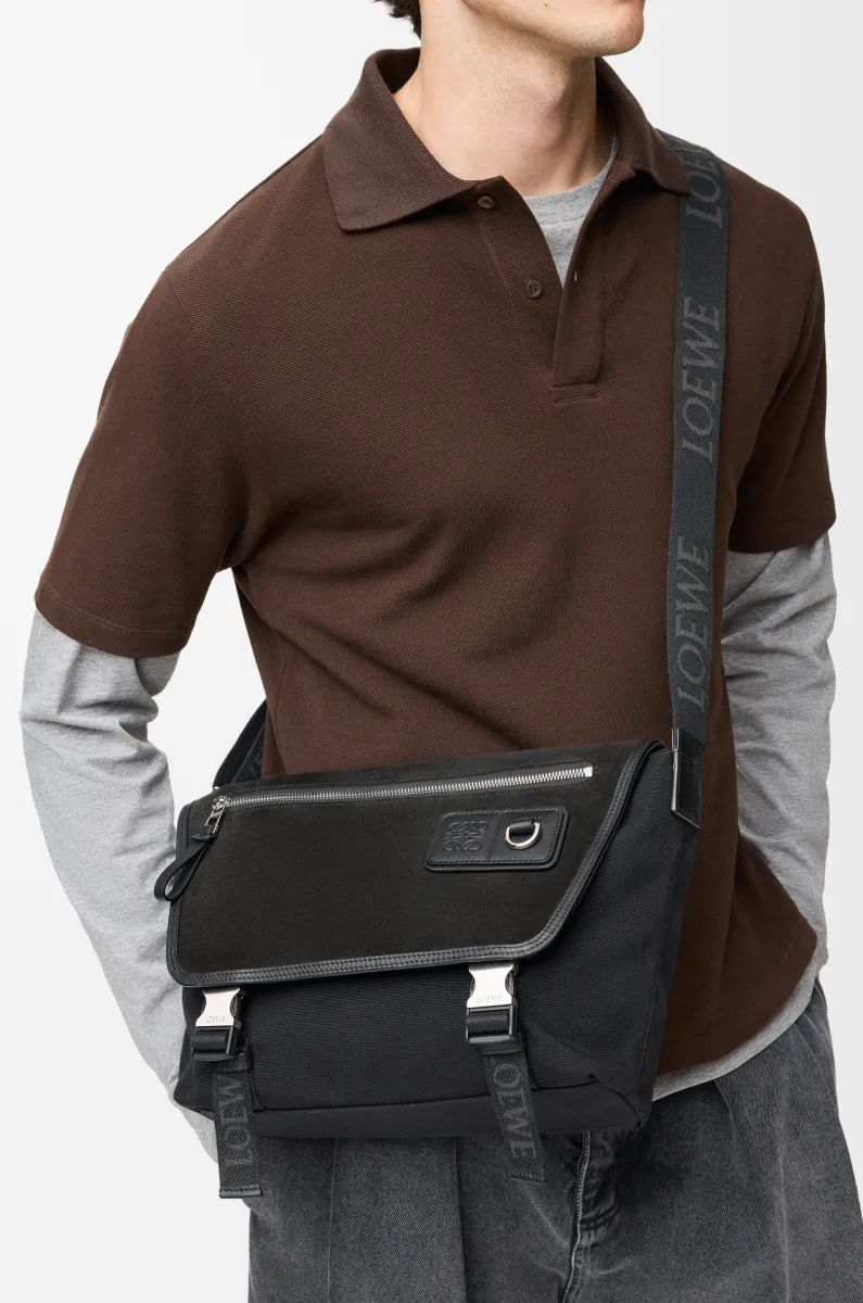 中号帆布和绒面革 Flex 邮差包