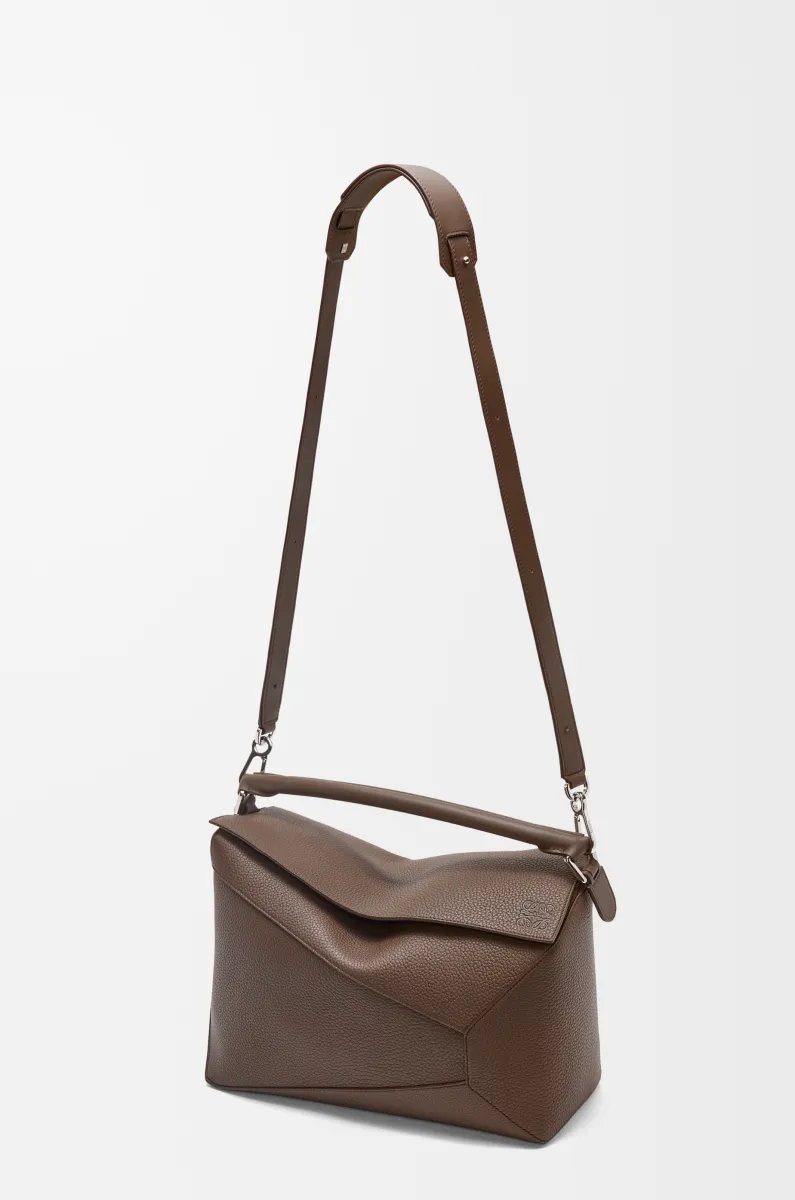 大号粒面牛皮革 Puzzle 手袋