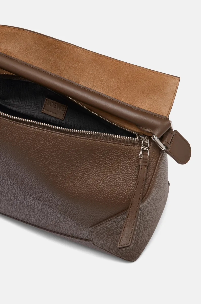 大号粒面牛皮革 Puzzle 手袋