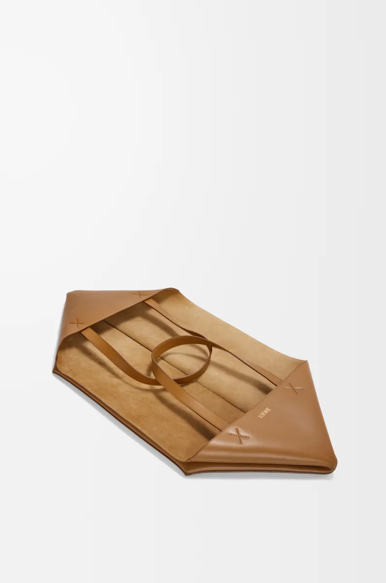 特大号亮面牛皮革 Puzzle Fold 手袋